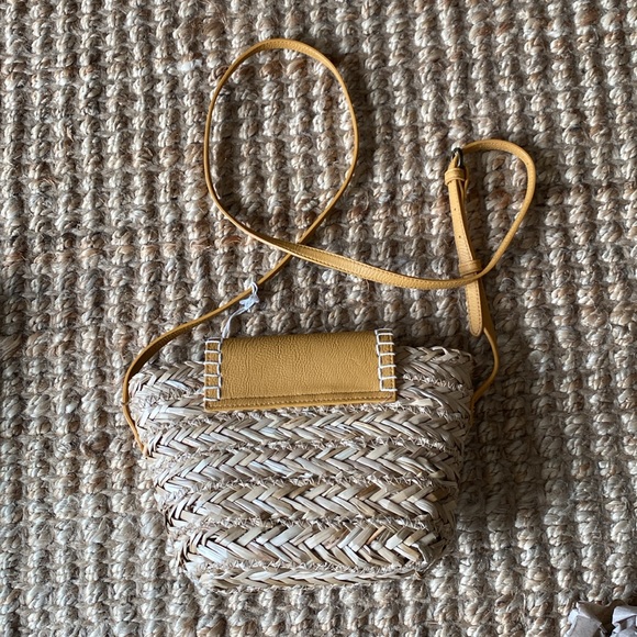 Universal Thread straw handbag - Picture 6 of 8
